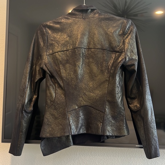 Jacket - Picture 4 of 4